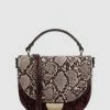 VALENTINO BAGS Saddle Bag Mit Schlangenmuster Modell 'Cedar' - Bordeaux Rot -Gales-Shop 6d14mghk8opk2ea36sqkaea56tajijhk894j8e2394q34la26184gd219t5l6cq564rkmdhk6p6laiq194o30eb3c9ijacpp60qmce9kccojgob56ks6ccr5ccpmco9h60q3gog