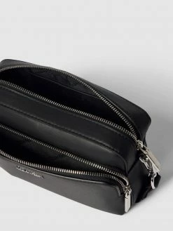 CK Calvin Klein Umhängetasche Mit Label-Applikation - Schwarz -Gales-Shop 6d232ia58l1lala16p9kgjq2618l4ea8a53k8d2i6ss3eka38p236i2g65al6khpa4p4ui1l6l94ghhpaoo3ce9kcks62c9h6ksjcp1k69h6aob160q64c9m6pi36dhp74pj6og