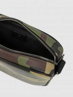 Stuff Maker Crossbody Bag Mit Smiley®-Prägung - Olivgrün -Gales-Shop 6so3cd239h658e9j6l24od277154mia1agsk8i1g8d65chqlags54cab692kai9j89734ia798r4ahq288o3ichkclgj0d9kc8p36dhk60oj0oj268qj6dj6ccp38p1g69h36d8