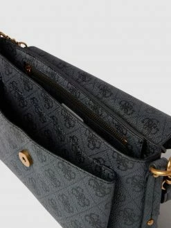 Guess Umhängetasche Mit Allover-Logo-Muster Modell 'BRENTON' - Schwarz -Gales-Shop 71ajghi98oqjegq78gokuiq29d34mkq38d8jaja19563adqk8d6kee2j9l4j6kibacpk8i9l71152ki39so64cb165hm2dpo6oomcc1k6gp62eb270q64cb4cgq68opi69i34og