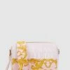 Versace Jeans Couture Camera Bag Mit Verstellbarem Schulterriemen - Rosé -Gales-Shop 8d53gdi86p6j0e226t74uiq985230c2ha9b30cqf64q5ag9ja14k2ja96d4kmcqjakq52hifagrk8gho6l3mac1o60qm6db36gp3achkc8sj6oj36dim2d1hckq6acpi6hi66p0