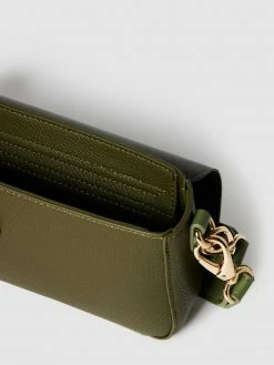 VALENTINO BAGS Umhängetasche Mit Label-Applikation Modell 'ALEXIA' - Schlamm -Gales-Shop 8ookueab88q4chaj6p5lcjaa8spl8k2884o52lhoa4pjgi2898sl4k2j8ks54la47143aji360o3adhi8ko6ae1n6so38dj66lj3eo9k6op6ae1ocdi30opnc4qj2c3171i6cog