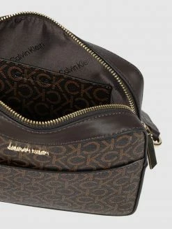 CK Calvin Klein Camera Bag Mit Logo-Muster - Dunkelbraun 10 CK Calvin Klein Camera Bag Mit Logo-Muster - Dunkelbraun -Gales-Shop 8spj8dhp74pl2laead9kska1a1936hpi8l7lahal8or3cl2k6ha5ajica4rl8j1k6534sgid8l532lii9d3jcc9k75gj8c9l6lh34c1kckq6ce3574q68p9l68q30c9ocoqjae0