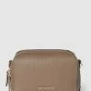 VALENTINO BAGS Umhängetasche Mit Label-Detail In Metallic Modell 'PATTIE' - Taupe -Gales-Shop 8ss4uja99l74ukhi8cq46gib6gp4gdhm954lali76cq4ggql999k8iqh95akkhigakr3ikhp85358i2m68o66c1hcgojep1ockrj4d9k6so3ee1kc4qjeohkcdhj6dhn6dj3co8
