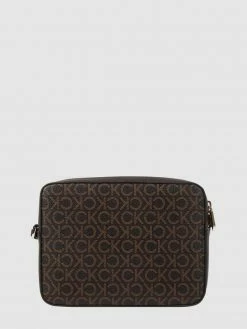CK Calvin Klein Camera Bag Mit Logo-Muster - Dunkelbraun 9 CK Calvin Klein Camera Bag Mit Logo-Muster - Dunkelbraun -Gales-Shop 90skmdqe6d154dhkakp3ad2h912jgkqg7135ciq89t4kij299da32ca7a4sjieab8spkkli8a165cii9aoo38oplcdi3cd9n6kr6ad9kcopjaohgc5ij0chicgpj6chnchj68do