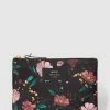 WOUF Kosmetiktasche Mit Label-Patch Modell 'Black Flowers Large Pouch' - Schwarz 7 WOUF Kosmetiktasche Mit Label-Patch Modell 'Black Flowers Large Pouch' - Schwarz -Gales-Shop 90sl2i9m9ta4odpj6gq52k288d5k2e1m6da32iii8h8jak1h64skgla59gqk8hhoal234hqc60o34k9i8oo3edb36gq30cb264o34e9k64rjie1pc8p66chh74p32e336hi30e0