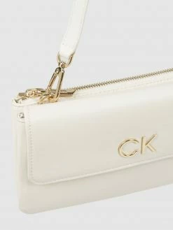 CK Calvin Klein Crossbody Bag In Leder-Optik - Ecru -Gales-Shop 955l6h9kap2jcdagah5jik248l2j2i9m6l8j0k266p650hqb8l5j2k9m9pb52jql8d45cha59da4cj2m6ko64e9n71i66cj16gp3gcpk61ijco9nc8rm8p1j69i3adpp6sqmcp8