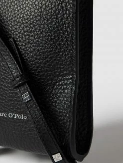 Marc O'Polo Umhängetasche Mit Label-Details Modell 'Beth' - Schwarz -Gales-Shop a0r4kc1o8l7kqiqgacp58l288l44cj1n9ook2da79h24oiaj6pb58j25618l8ghj6t4kuiaf8993akih6oo6ae9p68smapj6ckojep9k75i66ohncos62c1i61i6ac9g74qj4o8