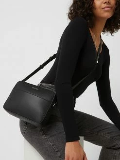 Gales-Shop 27 CK Calvin Klein Camera Bag In Leder-Optik - Schwarz