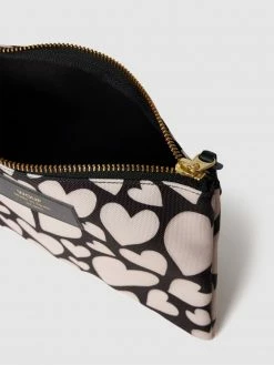 WOUF Kosmetiktasche Mit Label-Patch Aus Leder Modell 'Love' - Schwarz 5 WOUF Kosmetiktasche Mit Label-Patch Aus Leder Modell 'Love' - Schwarz -Gales-Shop ah650ghia93j4i229d63egq76t9kkkq16gs44k2b856jeihi60slch9m90p30ji38d0kce9gadb42la39l3j8c9k65ijgpb46dhmadhk6or68e1jcco34pj170r34d3268pjedo