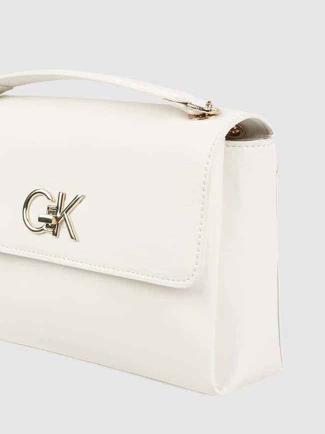 CK Calvin Klein Crossbody Bag Mit Variablem Schulterriemen - Ecru 3 CK Calvin Klein Crossbody Bag Mit Variablem Schulterriemen - Ecru – Bild 3